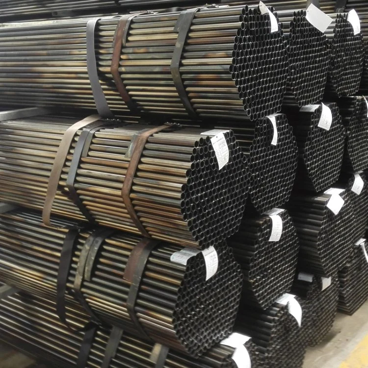 低価格ASTM A53/En10210/Q195/Q235/Ss400/DN15/DN40/48.3mm/Threaded/Painted/Galvanized/Oval/Greenの家/足場/家具/黒い/炭素鋼の管